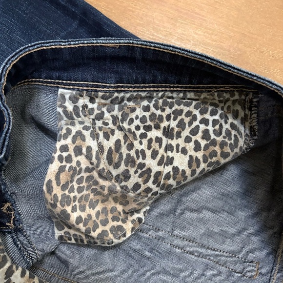 White House Black Market Indigo Wide Leg Jeans - Picture 8 of 13